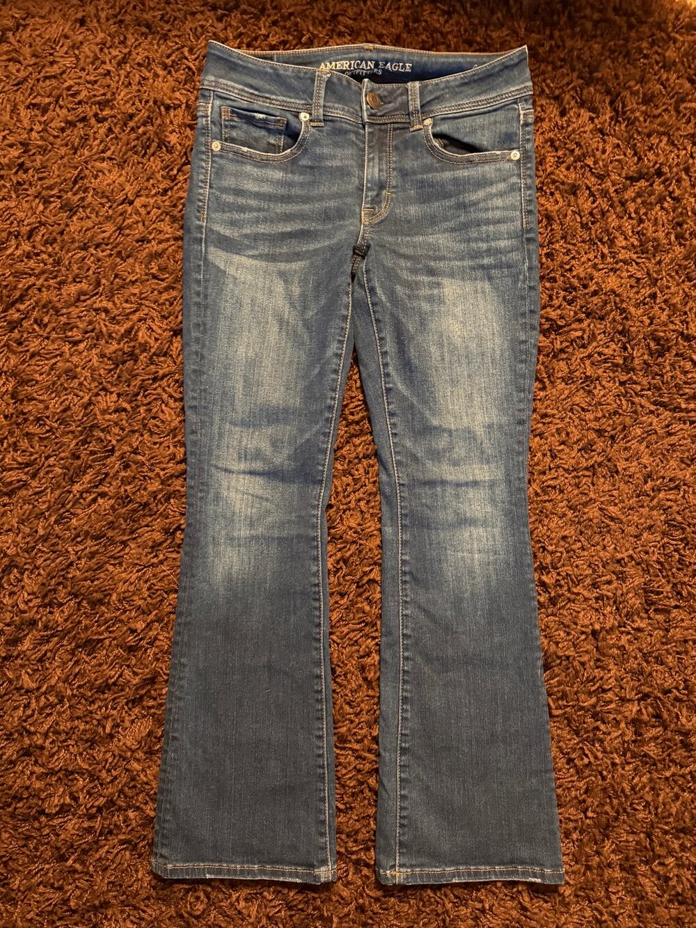 American Eagle AE 6 Short Kick Boot Jegging Mid Rise Jeans